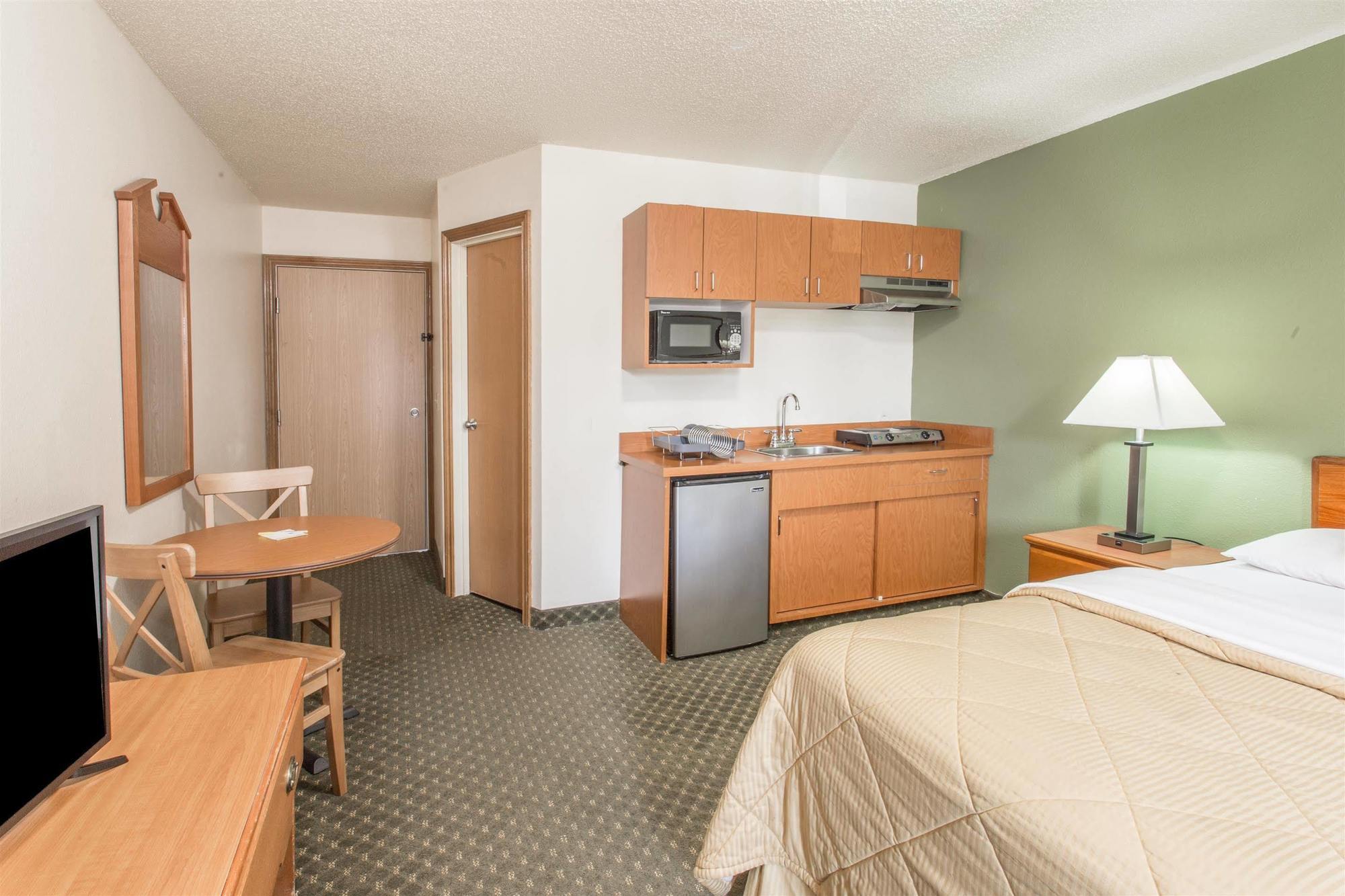 Quality Inn & Suites Clackamas - Portland Exterior foto